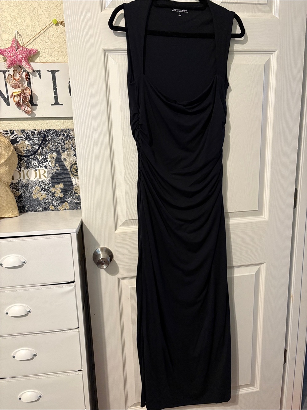 Abercrombie & Fitch Black Sleeveless Maxi Dress with Ruching - Picture 2 of 4